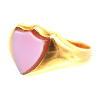 Victorian 18ct gold and carnelian shield signet ring, showcasing elegant craftsmanship from the 1890s.