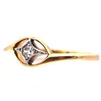 Art Deco 18ct Gold Diamond Twist Ring with a Star Motif | Parkin and Gerrish (UK)