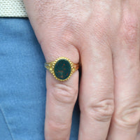 Victorian 18ct Gold Bloodstone Signet Ring with Decorated Shoulders | Parkin and Gerrish (UK)