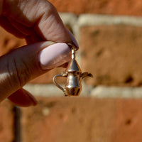 Vintage 9ct Gold Charm of a Middle Eastern Dallah Arabic Coffee Pot | Parkin and Gerrish (UK)