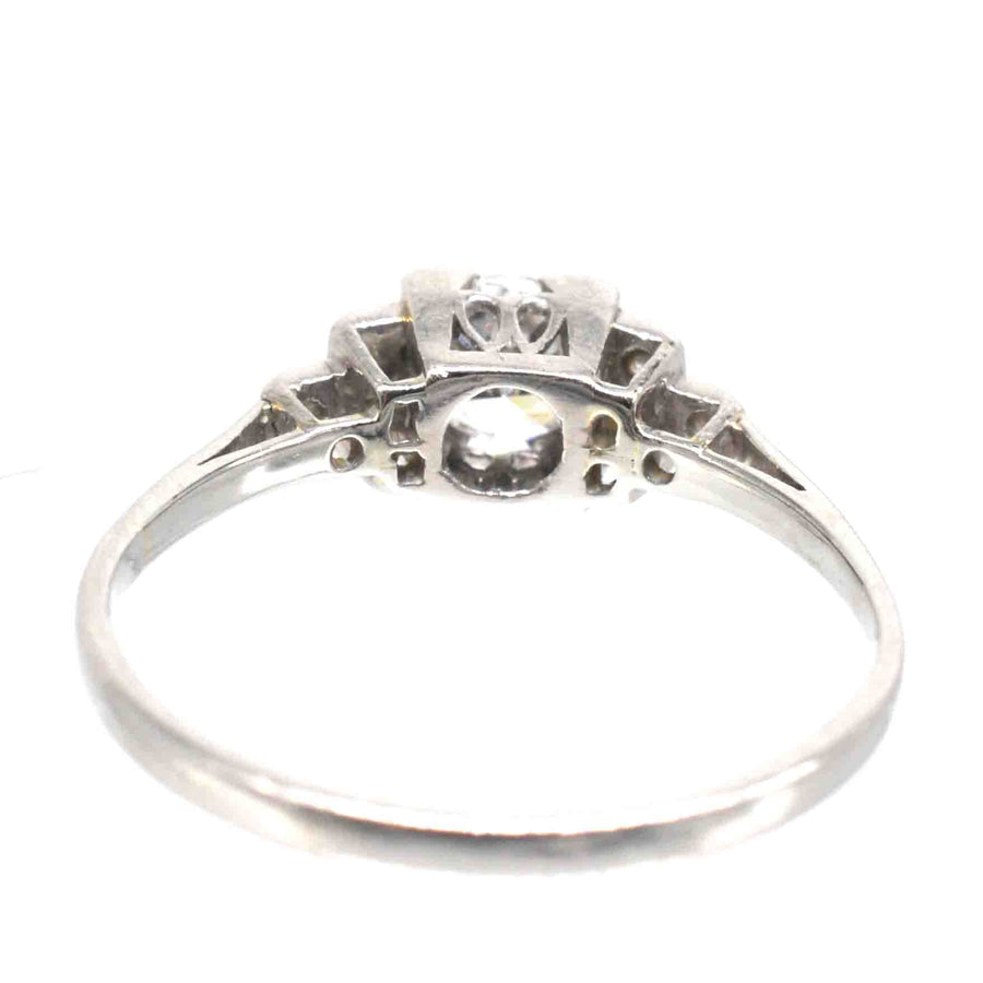 Art Deco Platinum Diamond Solitaire Ring with Diamond Shoulders