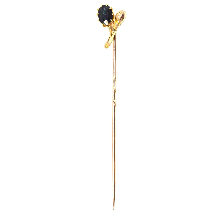 Early 20th Century 18ct Gold Dark Sapphire Tie Pin of Flower and Bud | Parkin and Gerrish | Antique & Vintage Jewellery