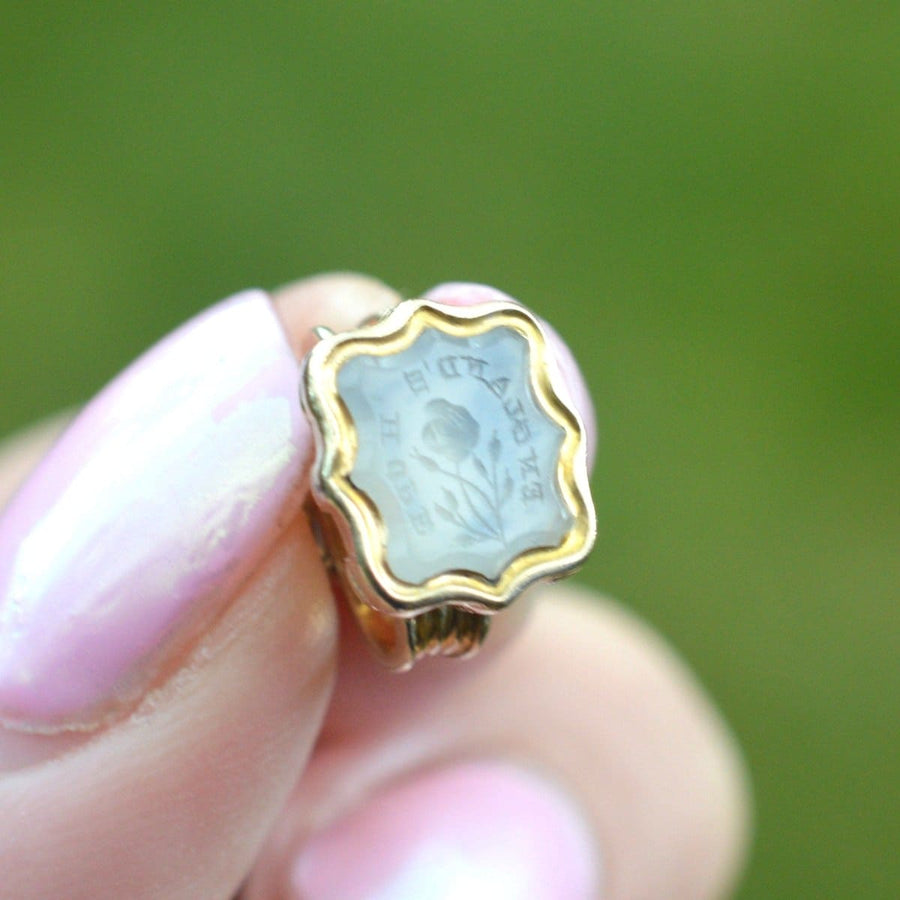 Early Victorian Gold Seal with Chalcedony Intaglio of "England's Hope" | Parkin and Gerrish | Antique & Vintage Jewellery