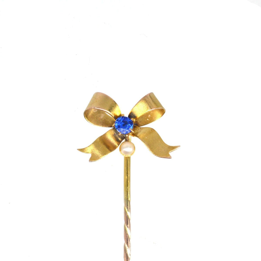 Edwardian 9ct Gold Bow, Synthetic Sapphire and Pearl Tie Pin | Parkin and Gerrish | Antique & Vintage Jewellery