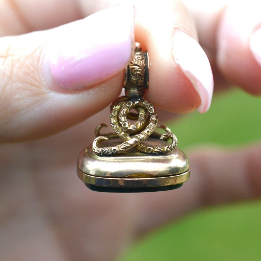 Edwardian 9ct Gold Opening Locket Seal Pendant with Bloodstone | Parkin and Gerrish (UK)