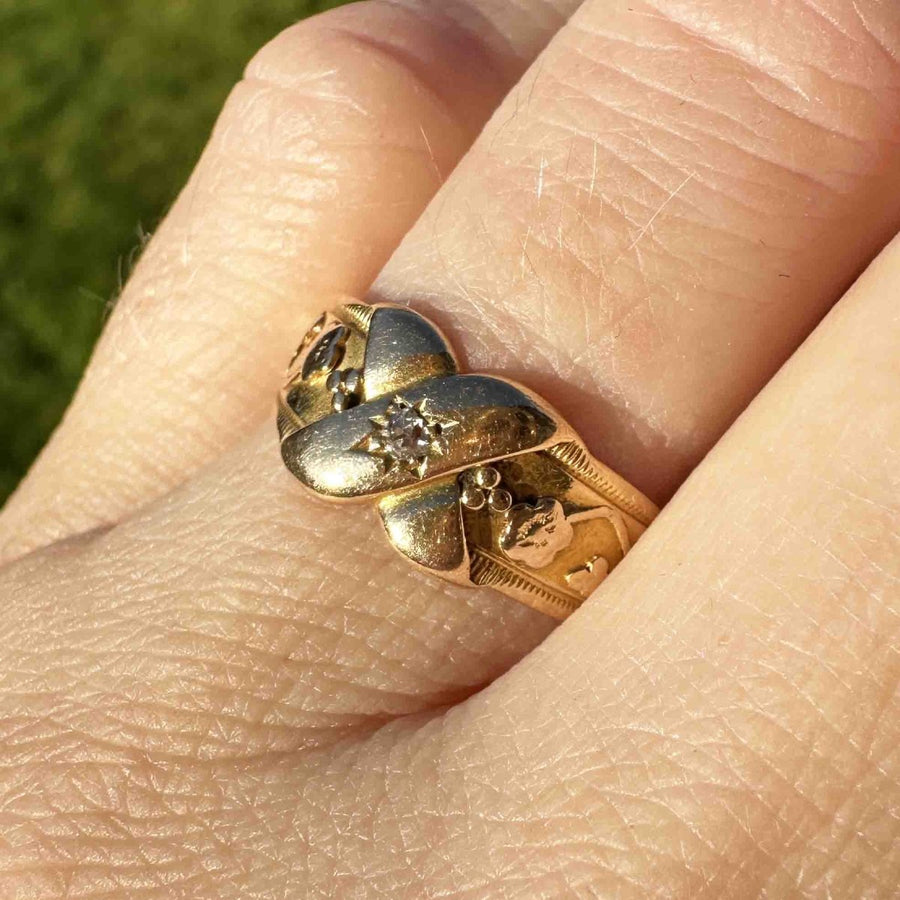 Victorian 18ct Gold and Diamond Kiss Ring | Parkin and Gerrish | Antique & Vintage Jewellery