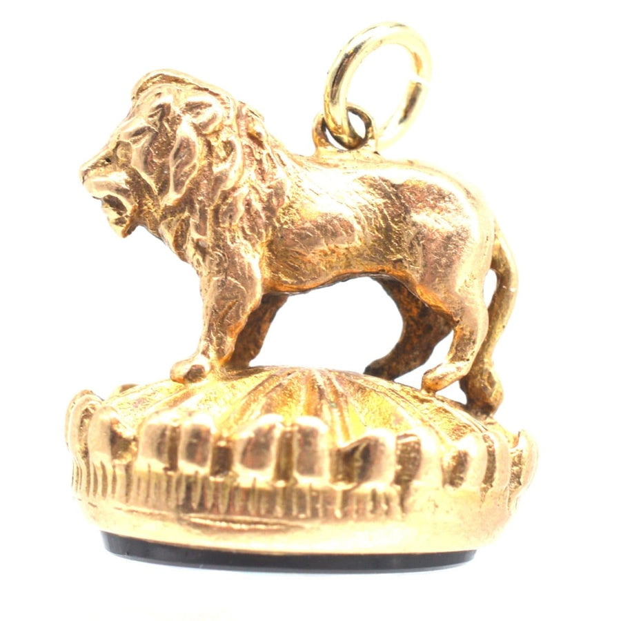 Vintage 9ct Gold Lion Seal with an Onyx Base | Parkin and Gerrish | Antique & Vintage Jewellery