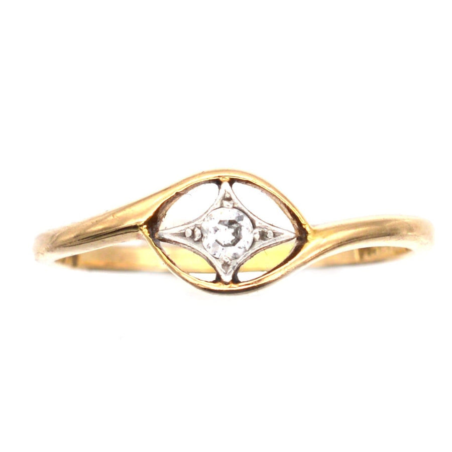 Art Deco 18ct Gold Diamond Ring with a Star Motif | Parkin and Gerrish | Antique & Vintage Jewellery