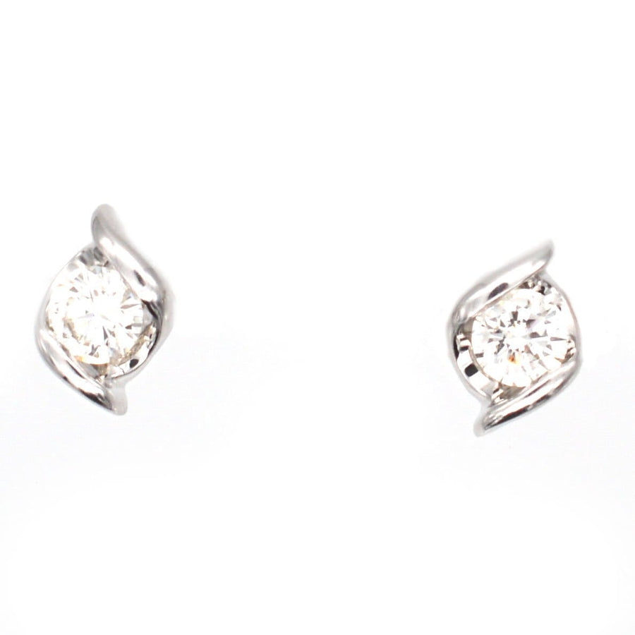 Modern 18ct White Gold, Diamond Stud Earrings with Twist Detail | Parkin and Gerrish | Antique & Vintage Jewellery