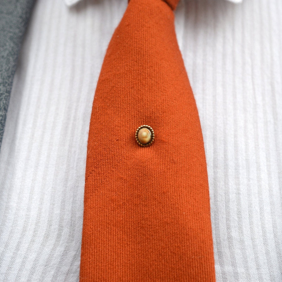 Victorian 9ct Gold Brown Shell Tie Pin | Parkin and Gerrish (UK)