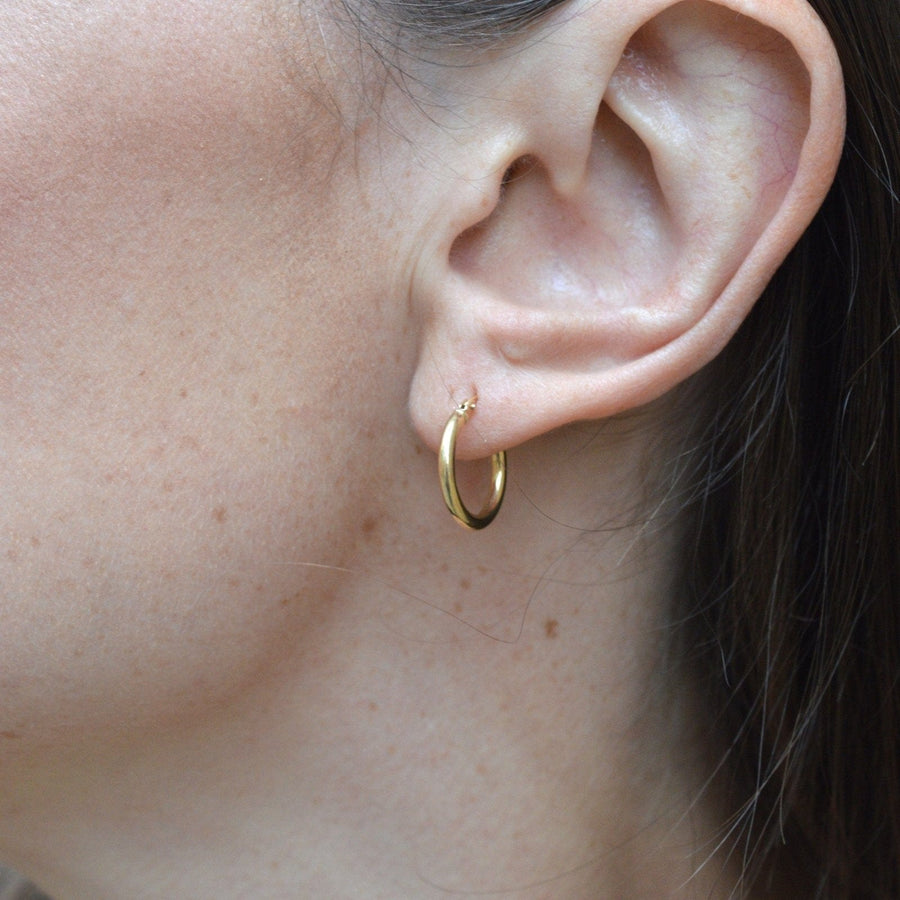 Vintage 18ct Gold Simple Hoop "Huggie" Earrings | Parkin and Gerrish | Antique & Vintage Jewellery